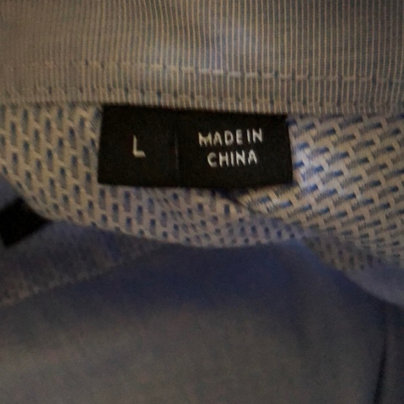 Hugo Boss button up causal t-shirt - Picture 3 of 5